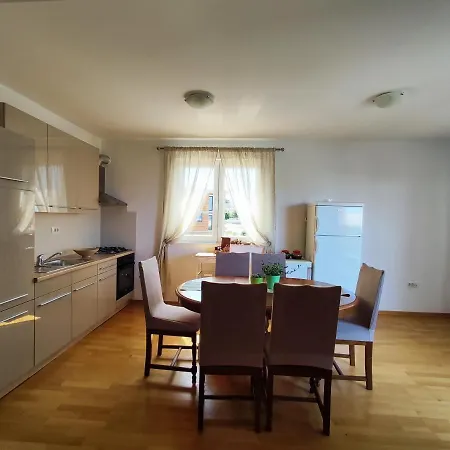 Apartamento Atena Zadar