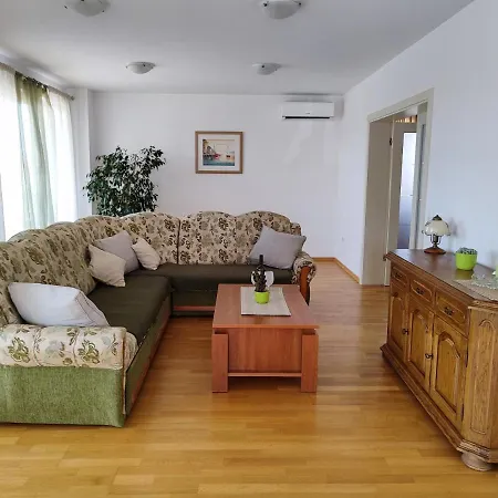 Atena Apartamento *